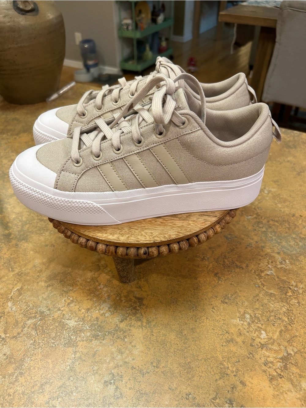 adidas Bravada 2.0 Platform Women’s Sneaker - Wonder Beige - Picture 2 of 11